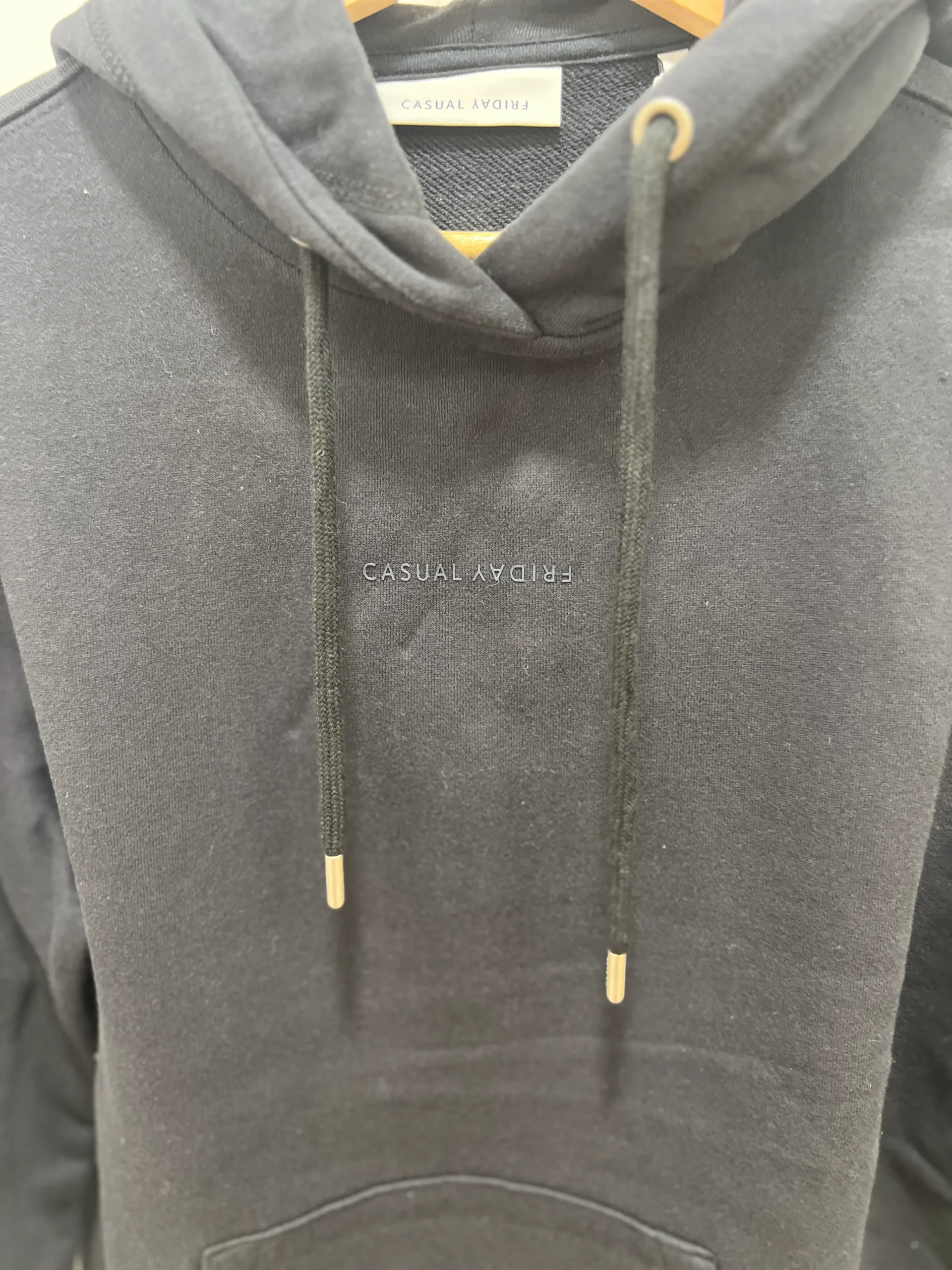 Sweat à capuche noir Casual Friday homme – Image 4