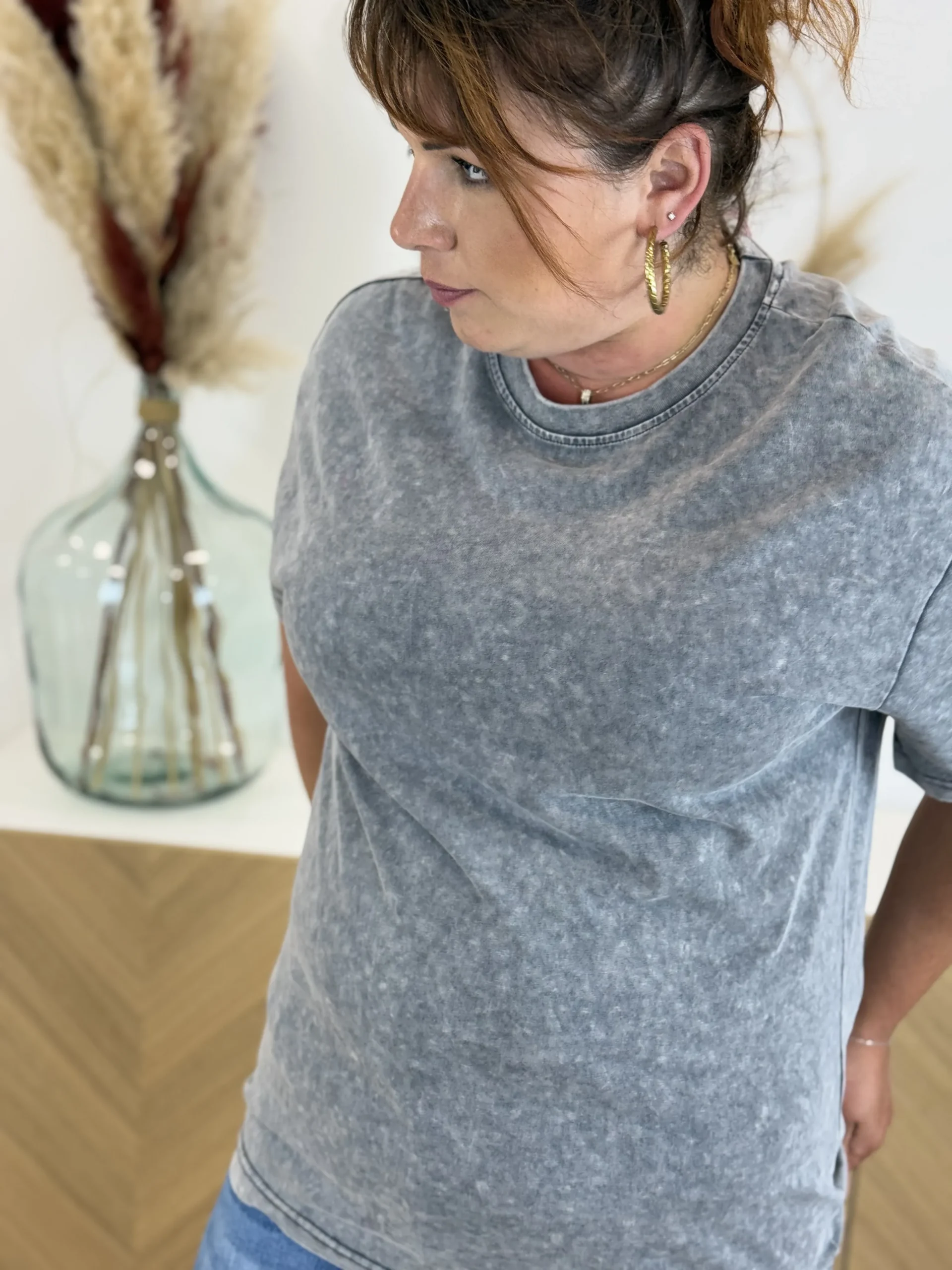 T-shirt gris anthracite femme – Image 2