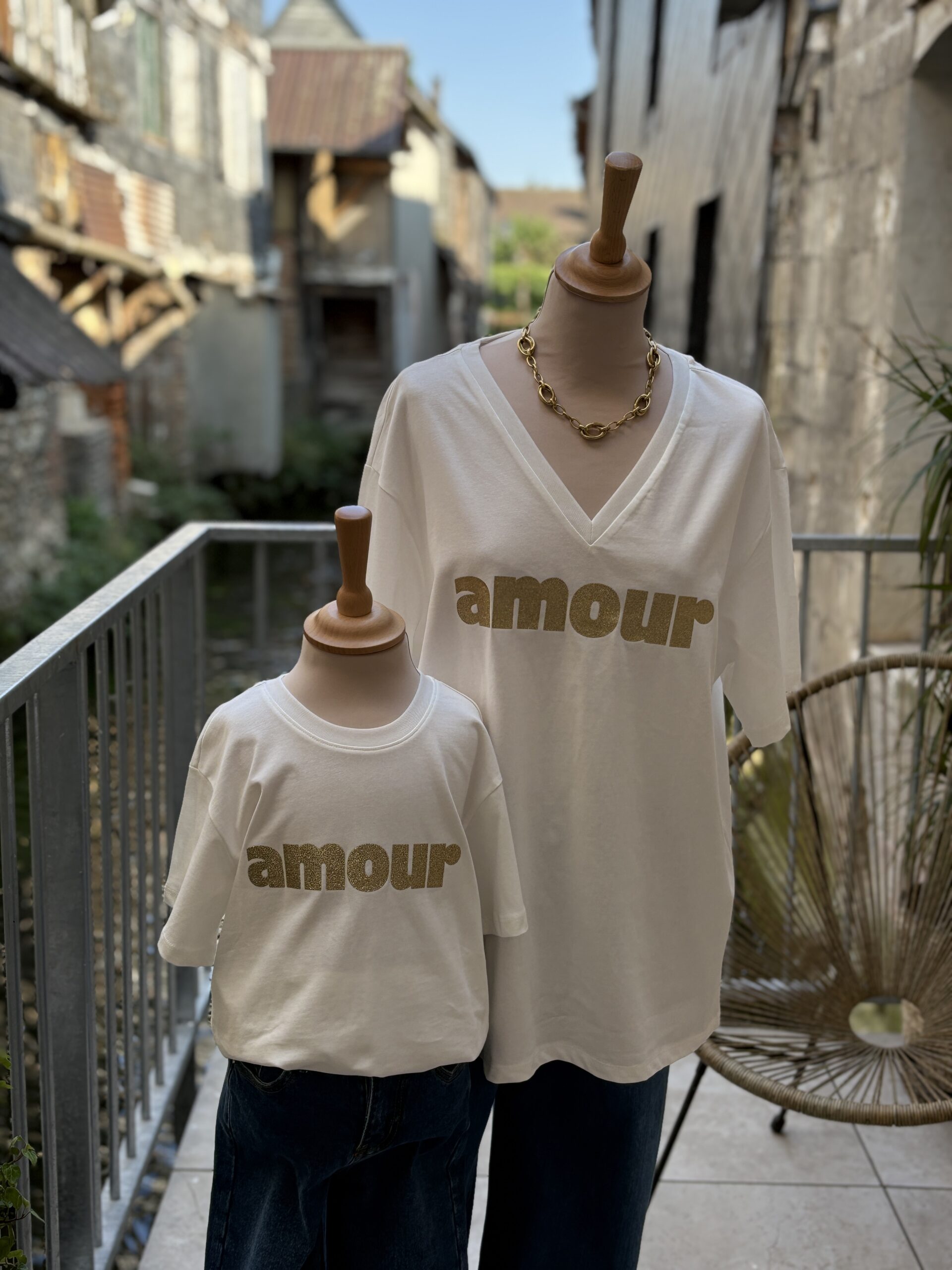 T-shirt « amour » blanc pulpeuses – Image 3